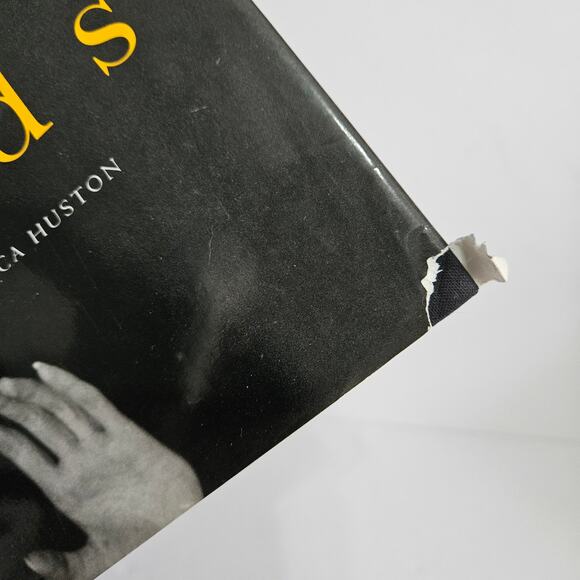 Legends Women Who Have Changed The World Hardcover Edited by John Miller - Picture 5 of 8